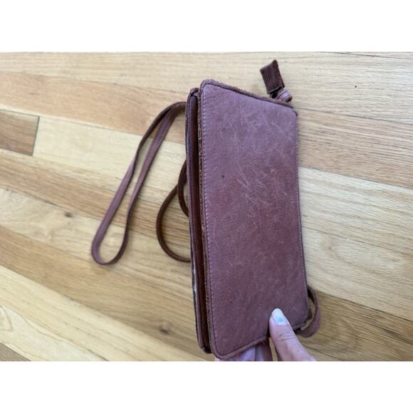 American Leather Co Womens Austin Crossbody Purse With Wallet Brandy Smooth New - Picture 4 of 10